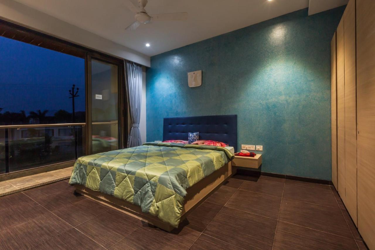 Saffronstays Aspen, Lonavala - Luxury Pool Villa With Games And Tv Room Near Bhushi Dam Екстериор снимка
